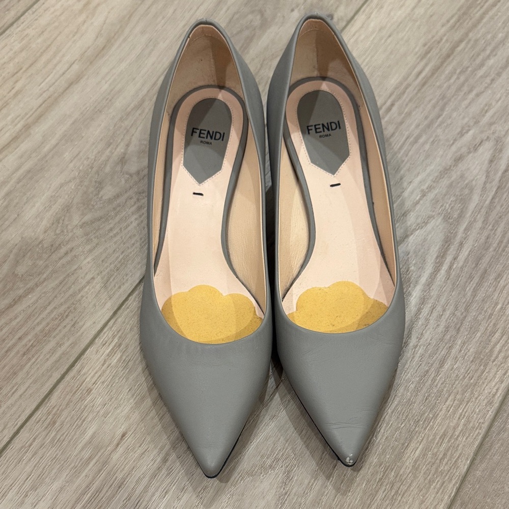 Fendi Gray Pointed Toe Heels